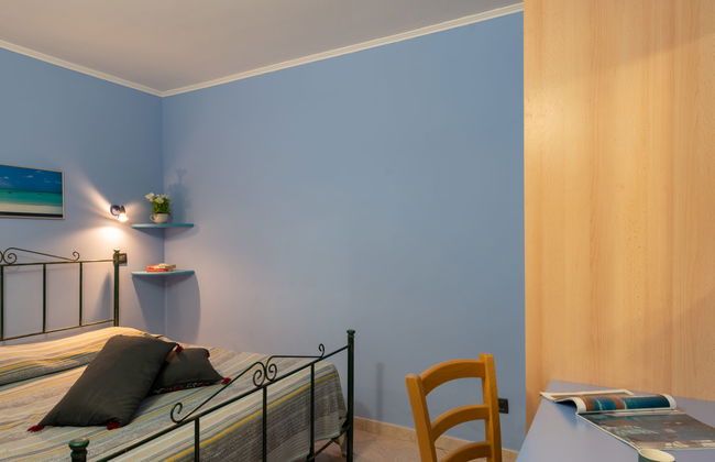 3 bedroom Apartment in Cipressa with swimming pool and garden - Photo 15