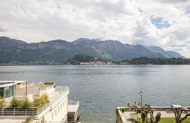 Lakefront Contemporary - Foto 12