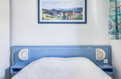 Appartement avec Terrasse et Piscine à 2 pas de la Plage - FR-1-4-567 - Foto 10