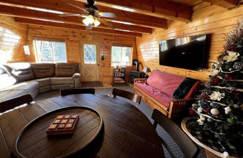 Cozy Bear Cabin Getaway - Foto 1