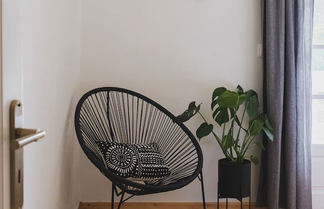 Mid-Century Modern Villa Vintage Charm - Foto 21