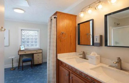 Pine & Paddle Getaway Game Room Hot Tub Pool - Foto 39