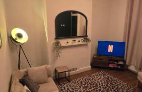 Cosy 3 Bedroom, 5 Bed House! - Foto 2