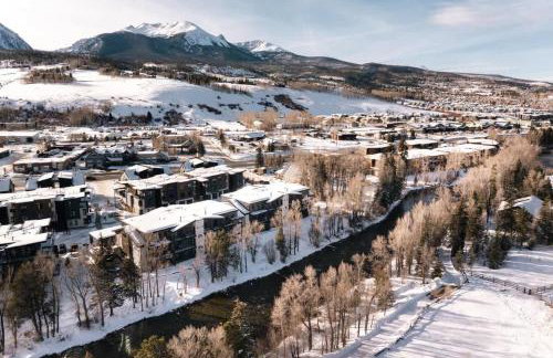 Riverfront Patio - Hot Tub - Luxe Silverthorne - Foto 42