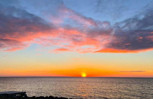 Bayfront Gem with Amazing Water Views and Pond! - Foto 39