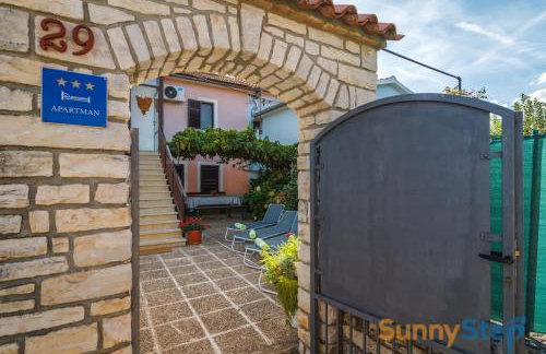 Apartment with a private POOL - Foto 31