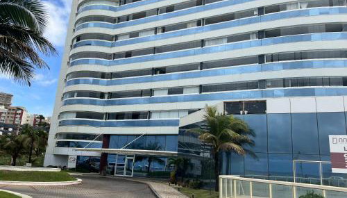 Charmoso Apartamento a beira mar - Foto 2