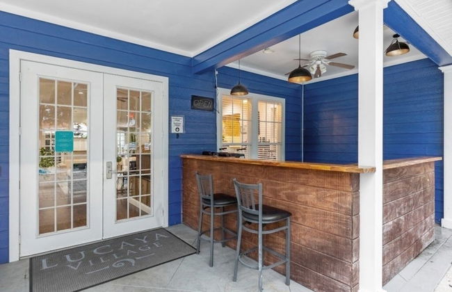 3 Bedrooms S / Lucaya Village Townhouse by RedAwning - Foto 32