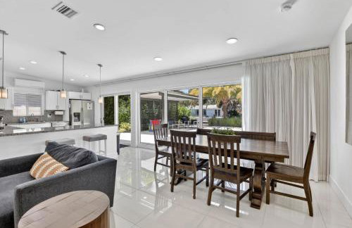 Waterfront Oasis with Private Pool - Foto 15