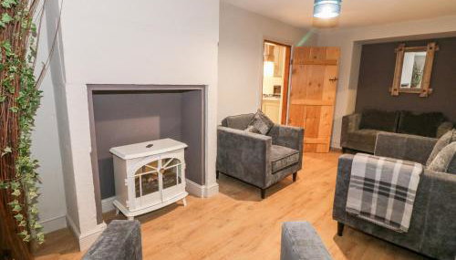 Milford Cottage - Photo 3