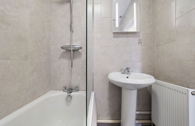 High Wycombe Apartments - Photo 12