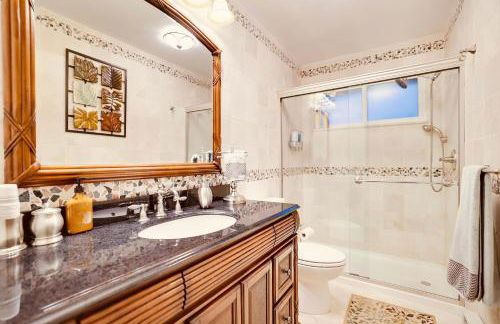 Lakehouse with Boats, MiniGolf, Sauna, HotTub, Swings and Playground! - Foto 33