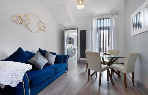 Comfortable 2BR Home 10 Min to Durham Cathedral - Foto 5