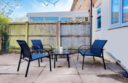 Spacious 3 Bedroom Home - Near Nec, Birmingham Airport & Solihull - Foto 11