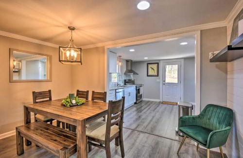 Private Yard and Fire Pit Commerce Home! - Foto 6