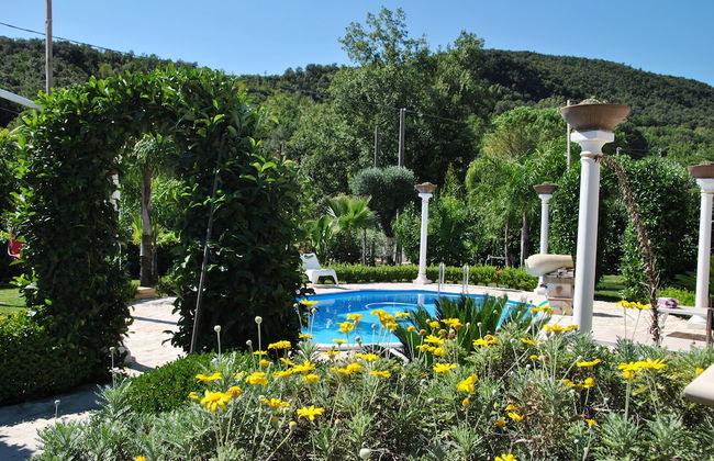 Villa Giselda With Private Pool and Outdoor Whirpool - Photo 27