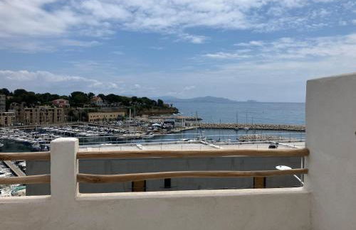 T2 vue sur le port jacuzzi terrasse et parking - Foto 48