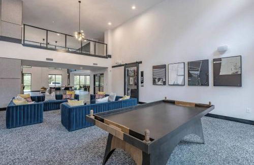 Luxury Apt with shopping and restaurants - Foto 45