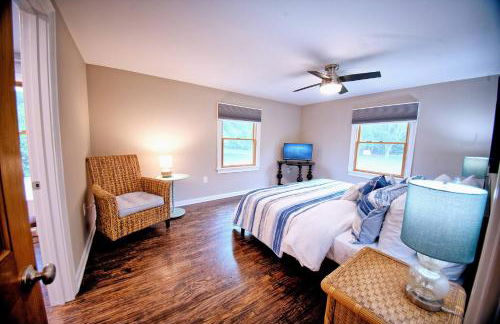 ❤️Charming Coastal/Country Home w/3 Acres & Sauna!❤️ - Foto 13