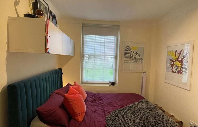 Chic Victorian Flat in Private Estate - Mile End! - Foto 4