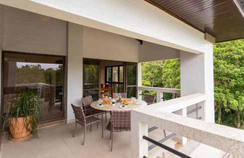 Refúgio de Luxo e Piscina à beira do Passaúna - Photo 42