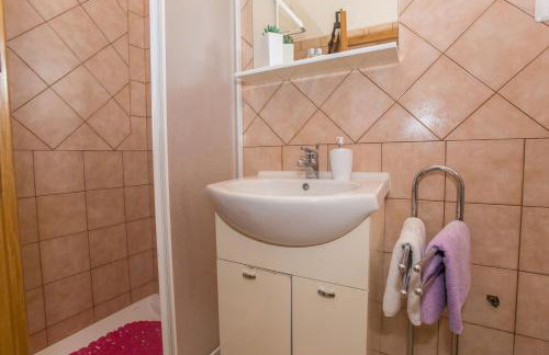 Three-Bedroom Apartment Mir with Private Infinity Pool - Foto 18