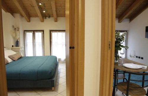 Midnight blues for 3 people near the airport - Foto 42