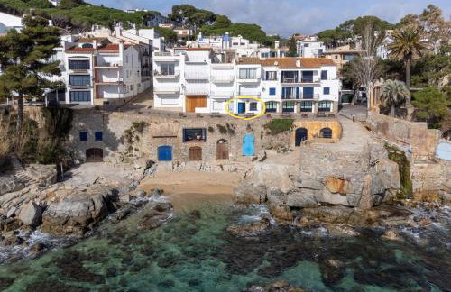A pie de Playa, Casa de Pescadores en Calella - Foto 1