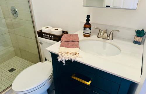 Jungle House Downtown Columbus - Modern Boutique Suites - Foto 16