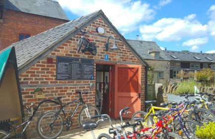 The Lake House - Photo 25