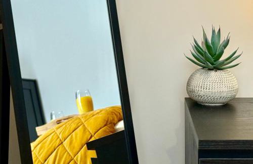 Stylish 2BR - Sleeps 6 - Central Stourbridge Gem - Foto 9