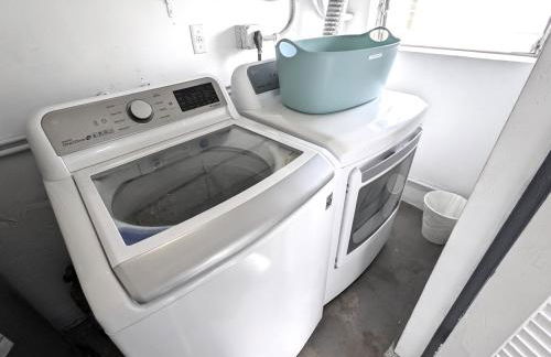 Paradise Awaits! Beach, King Bed, Private Yard & Workspace - Photo 27