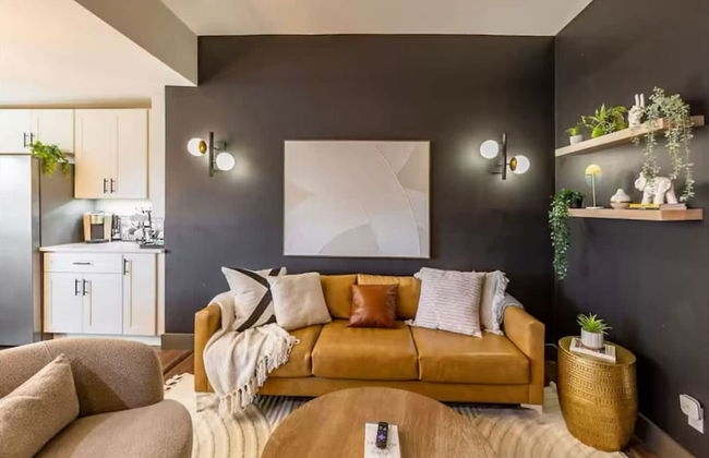 Iconic 3BD Entire House in The Heart Of Pittsburg - Foto 1