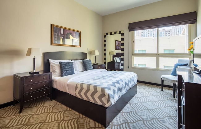 Spacious 1BR in The Greens! - Photo 2