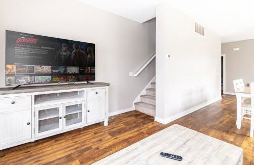 Luxury Downtown Townhome Private Garage Unit 4 - Photo 13