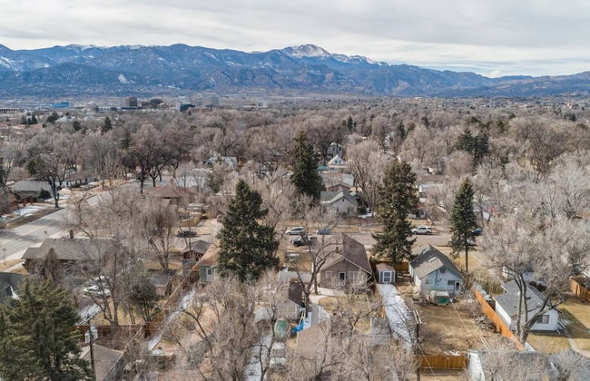 The Olympic Guest House 2 Bdrm Modern Perfection - Photo 45