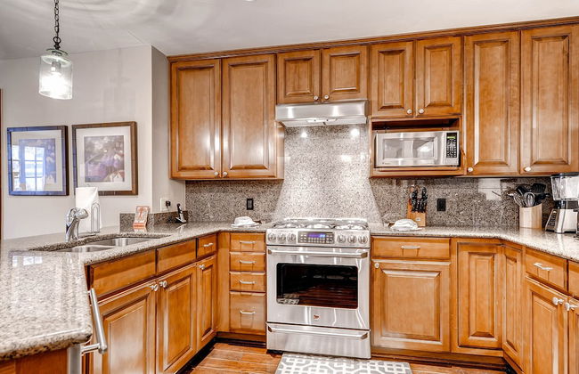 Ascent by East West Hospitality - Foto 17