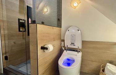 Modern Peaceful Nordic Cabin Near Lake with Pickleball-Basketball Court - Foto 38