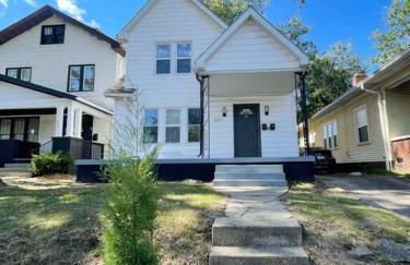 Rotherwood Roost / 2BR/1BA Apartment near UE - Foto 12