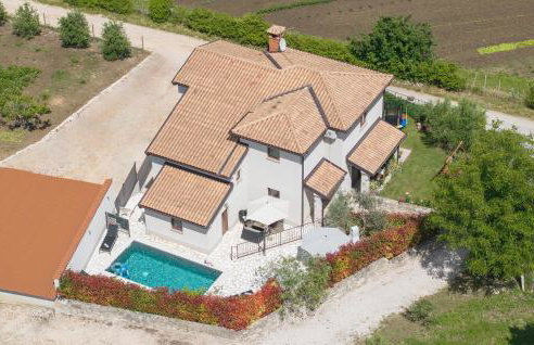 4 Bedroom Gorgeous Home In Nova Vas - Foto 16