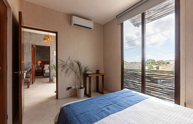 Magical Ph In Town Wprivate Rooftop Glass Tub - Photo 7