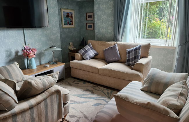 Apartment - Largs - Sleeps 4 - Pet Friendly - Foto 1