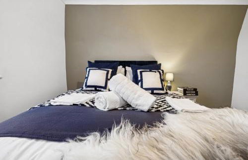 Bude Road Cosy and Modern Retreat Transport Link 4 BR By AltoLuxo Short Lets & Serviced Accommodation - Foto 2