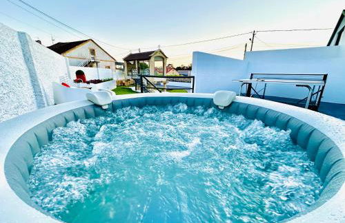 ÁTICO BOJ - Terraza con jardín & Hórreo Chill con vistas al mar - Foto 32