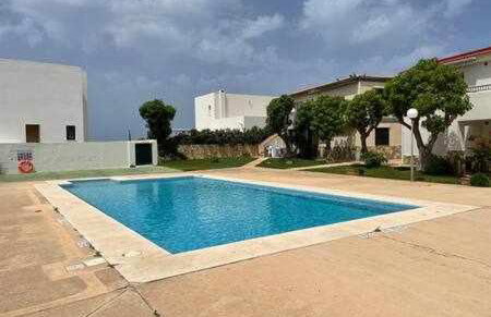 Bajo con jardín y piscina frente a Cala Forcat. - Foto 2