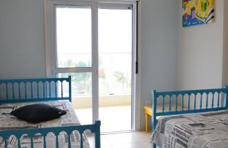 Apartamento vista para o mar, com piscina pé na areia - Foto 31