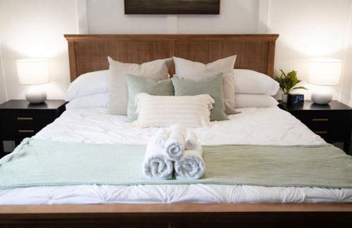 Modern Cottage with hot tub near lake, wineries, Geneva and SPIRE - Foto 21