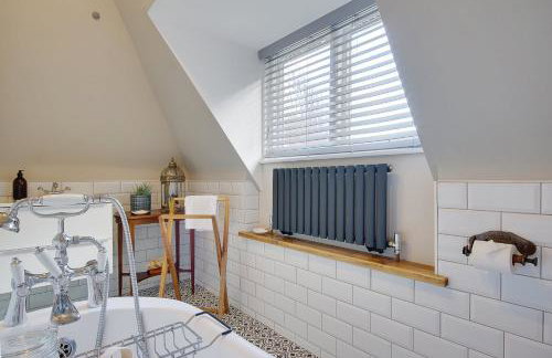 The Coach House Branksome - Photo 40