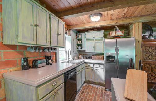 Rivers Edge Alabama Gulf Coast Getaway with Deck! - Foto 13