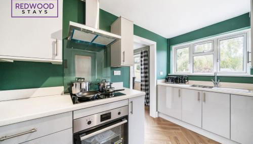 2 Bed 1 Bath House, Perfect for Corporate, Contractors & Families Free Parking, Garden, Netflix By Redwood Stays - Foto 5